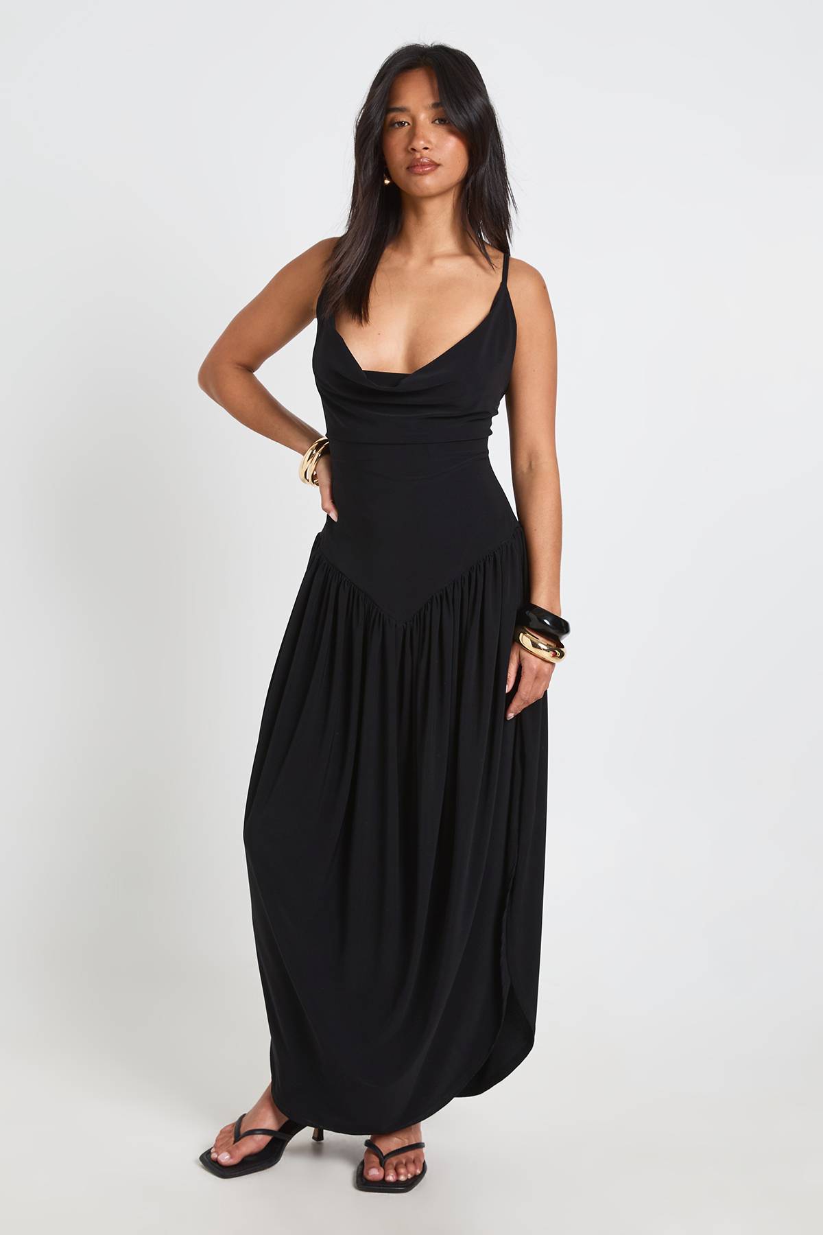boohoo Robe Longue Caraco En Tissu Slinky Petite Avec Taille Froncée