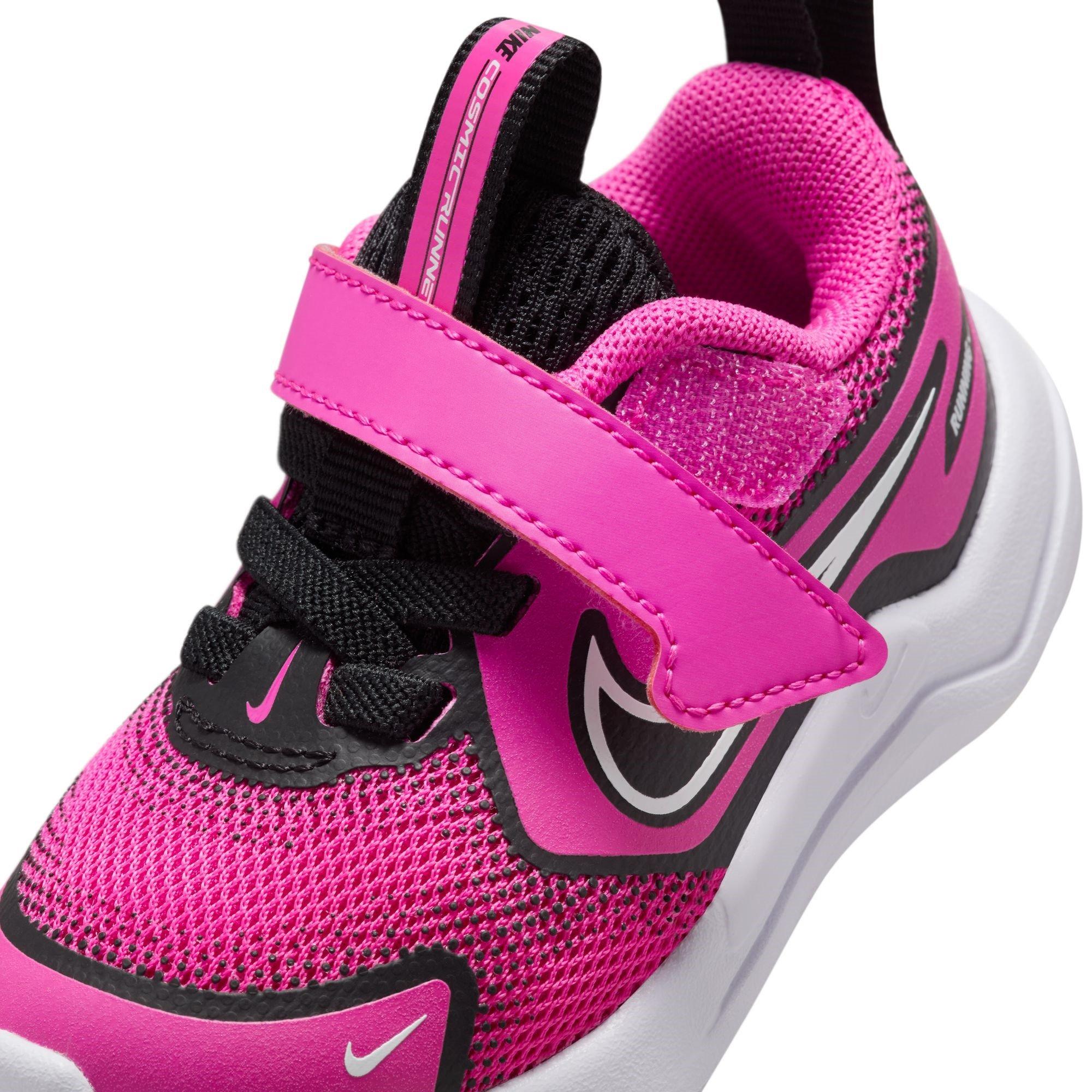 Nike Nike Cosmic Runner In52