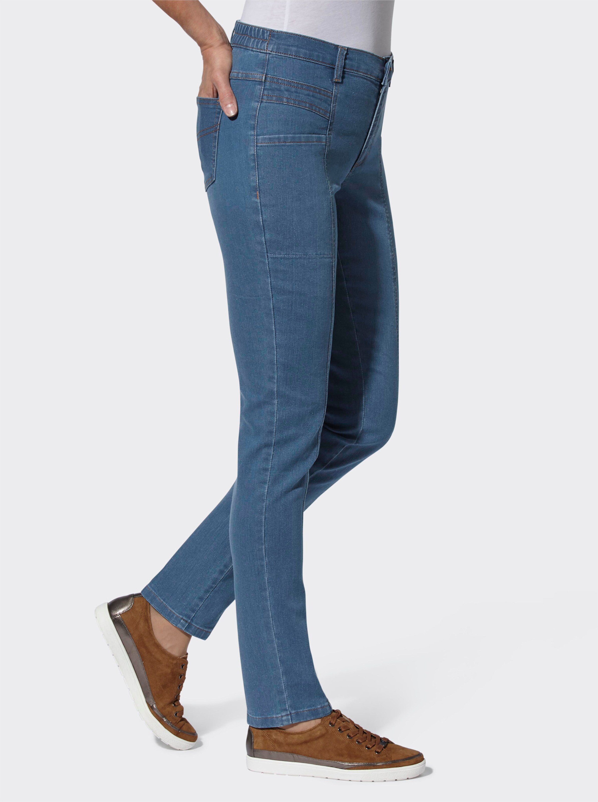 Jeans mit optisch streckenden Nähten