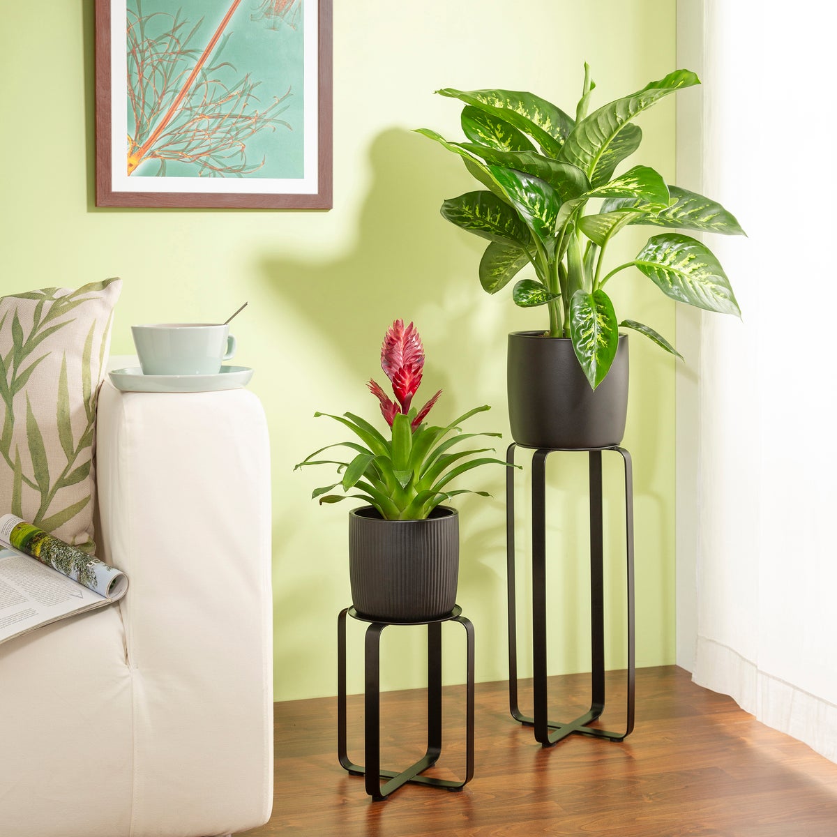Scheurich Avignon 27, plantenstandaard/bloemenstandaard/bloempotstandaard/sokkel van metaal, kleur: Satin Black, 23,2 cm diameter, 27,3 cm hoog, 14,9 l inhoud.