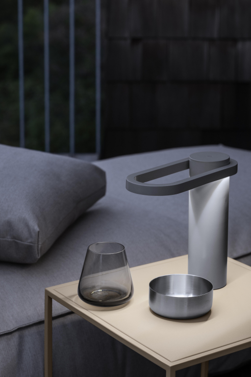 Blomus Hoop tafellamp LED oplaadbaar wit