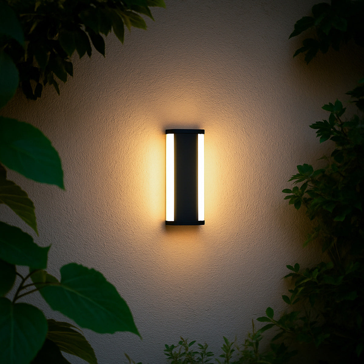 QAZQA Moderne wandlamp zwart 30cm incl. LED CCT IP54 - Vanya
