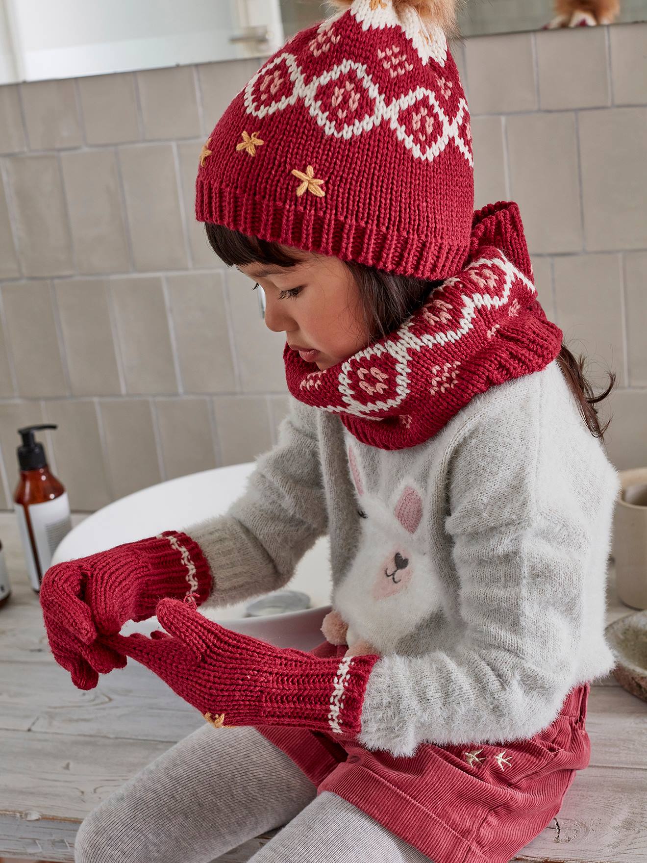 Conjunto de gorro, cachecol e luvas em jacquard Oeko-Tex® para meninas, rosa escuro, bicolor/multicolorido.