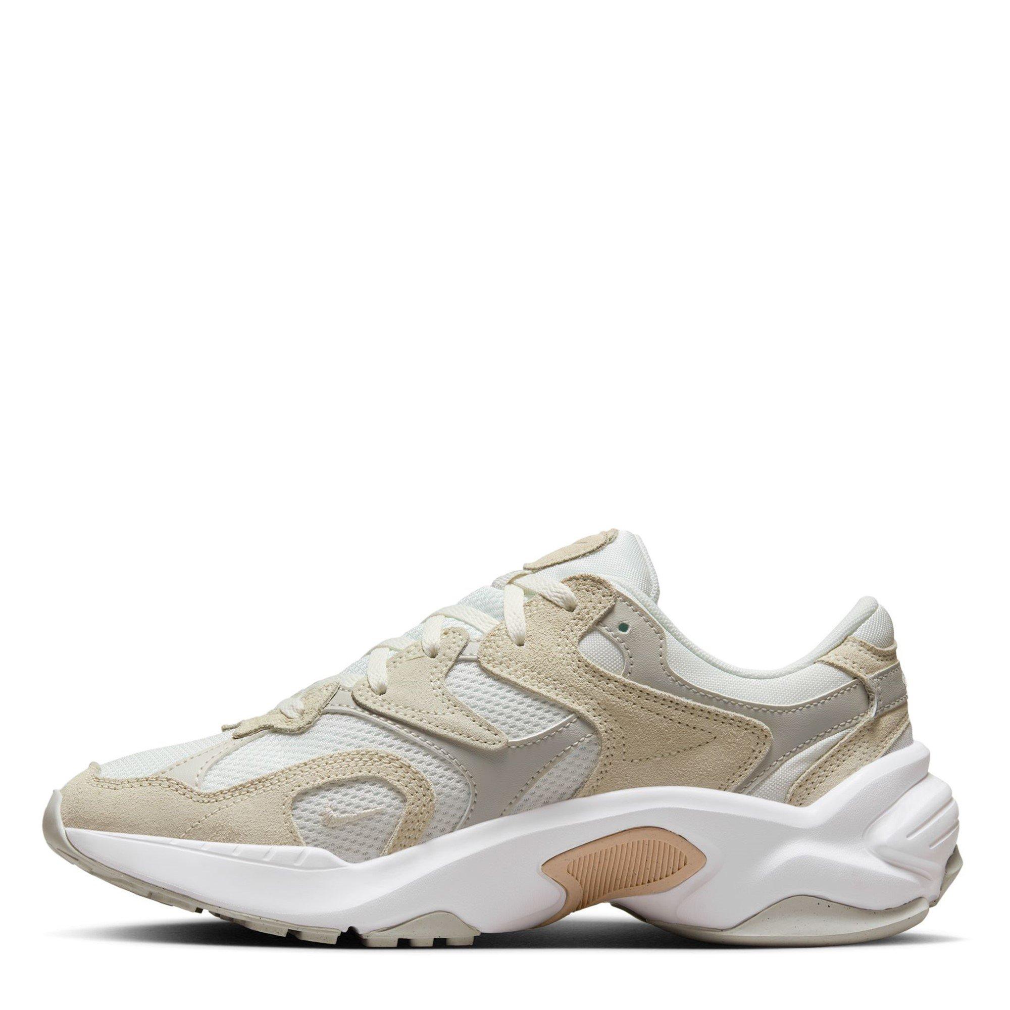 Nike AL8