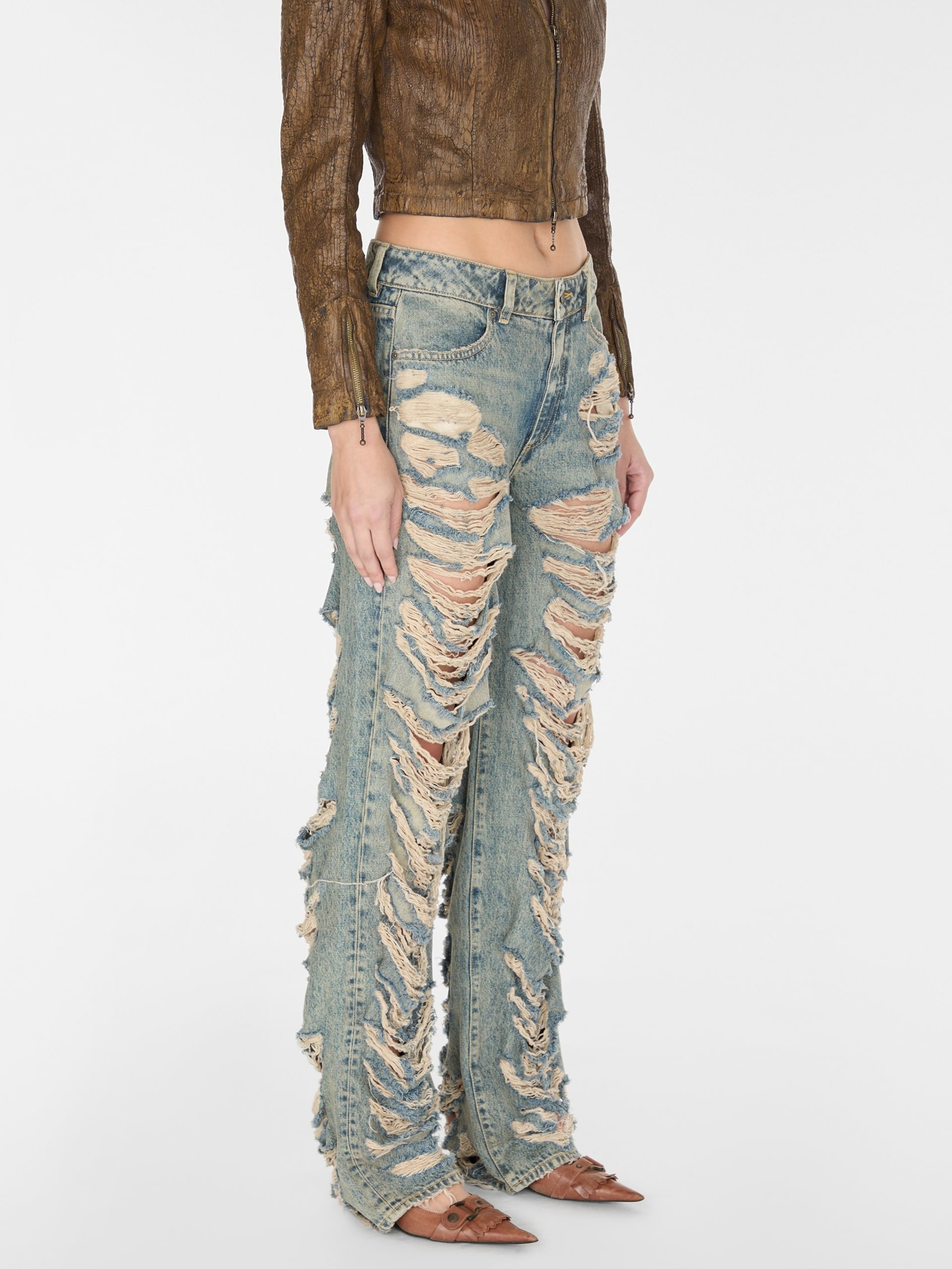 calça jeans desgastada