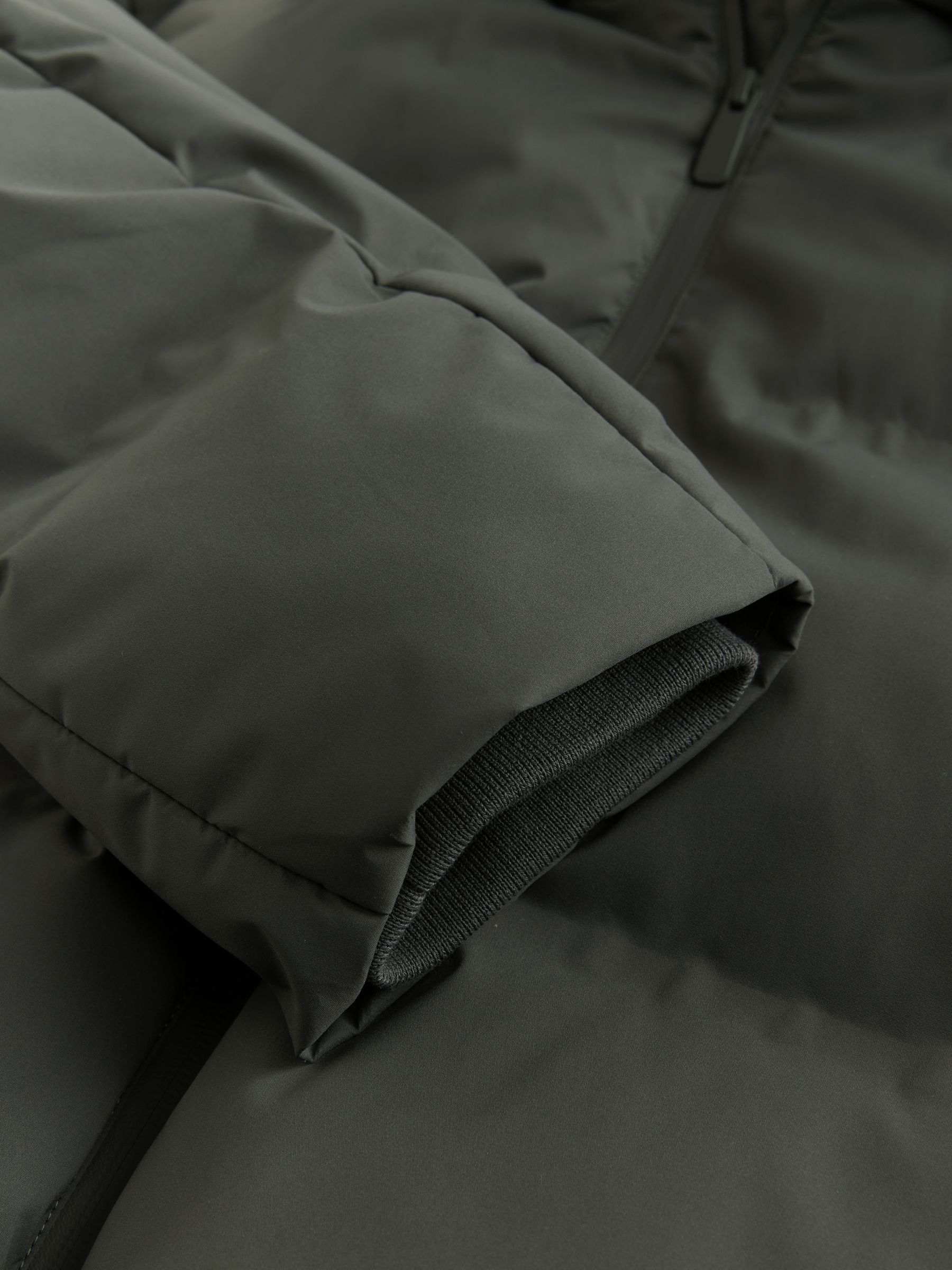Kakigroen - Standaard lengte - ThermoGen Shower Resistant Puffer Jacket