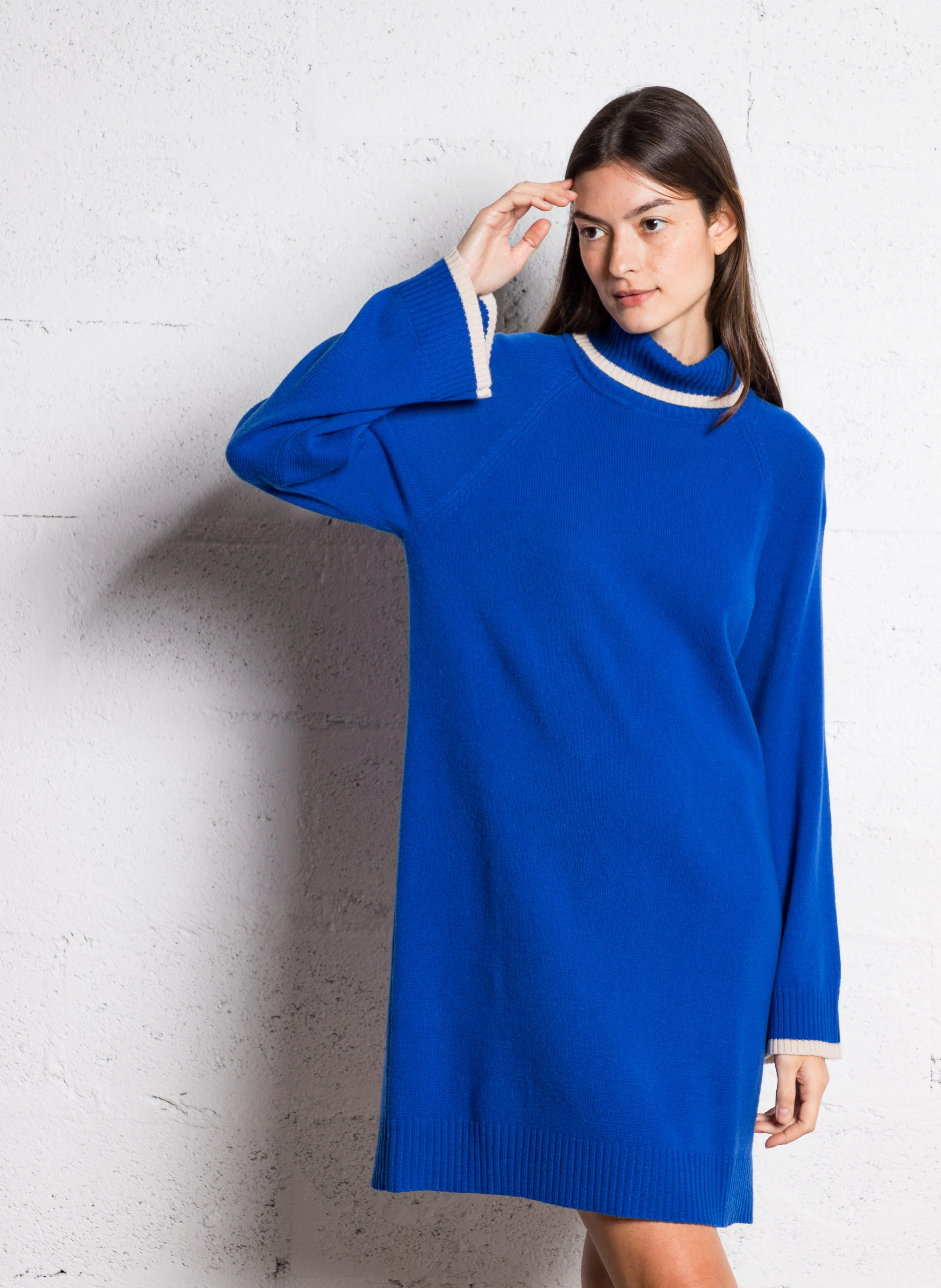 MAGGYLA - Robe pull en laine mérinos| Bleu