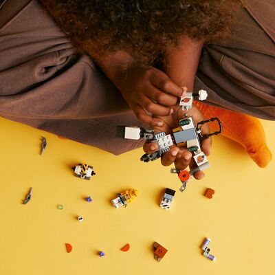 LEGO City 60428 Anleggsrobot i verdensrommet