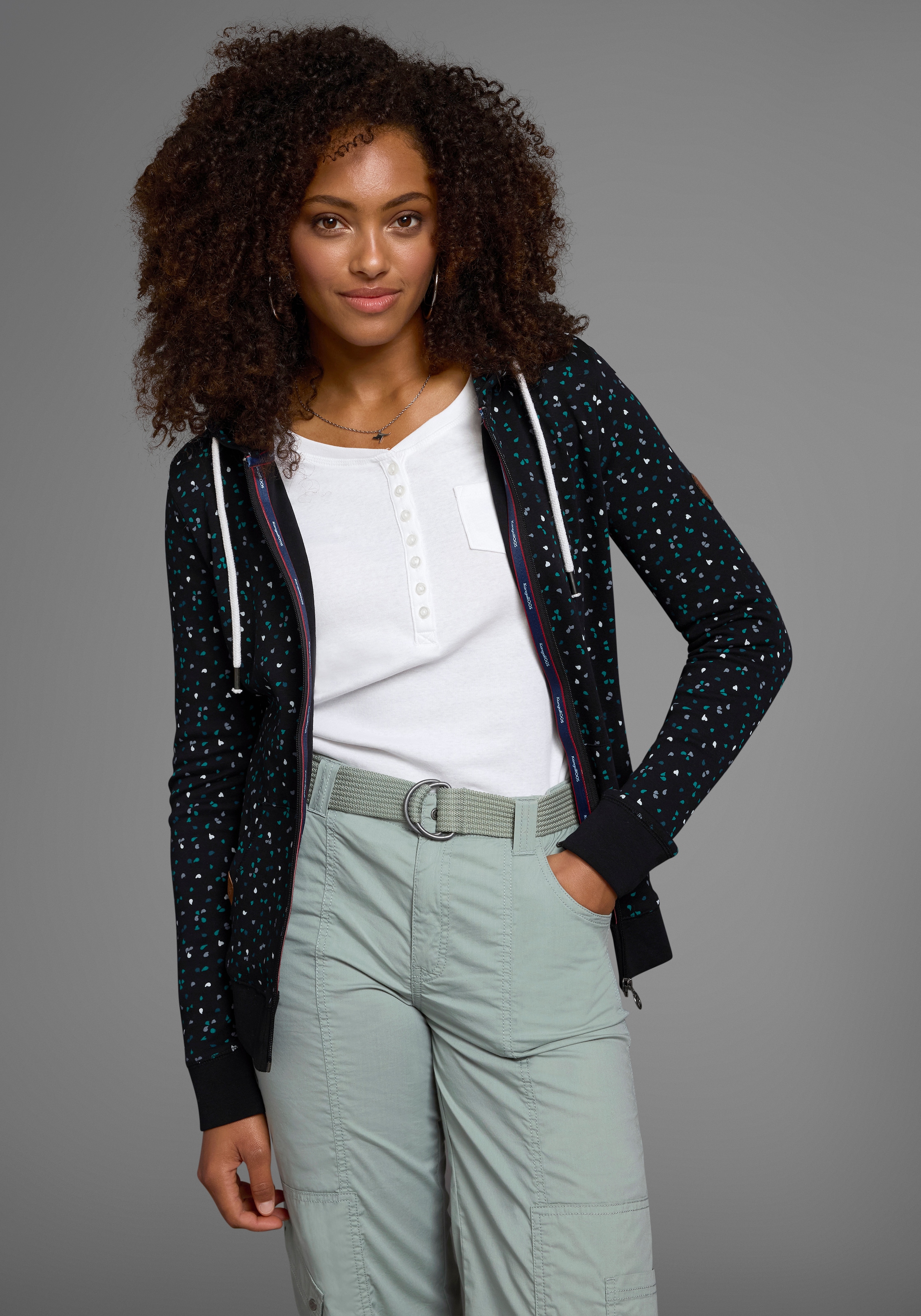 KangaROOS Kapuzensweatjacke , mit  sportlichem Minimal-Print