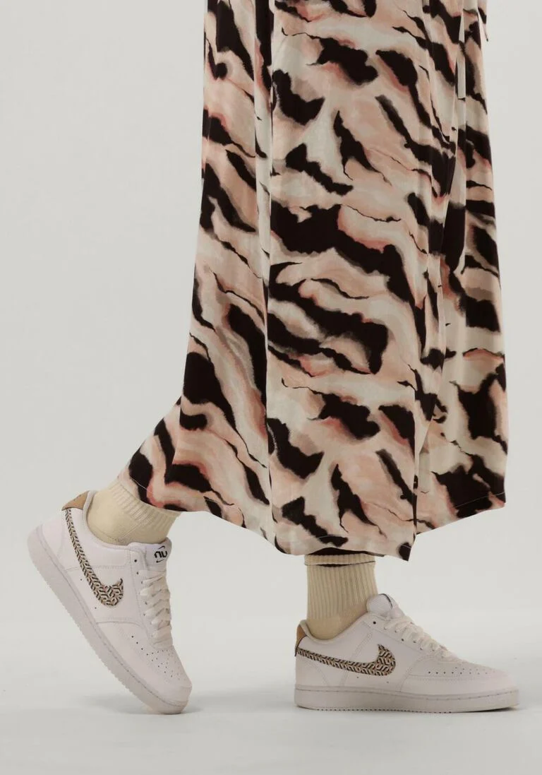 NIKE witte nike lage sneakers court vision low wmns