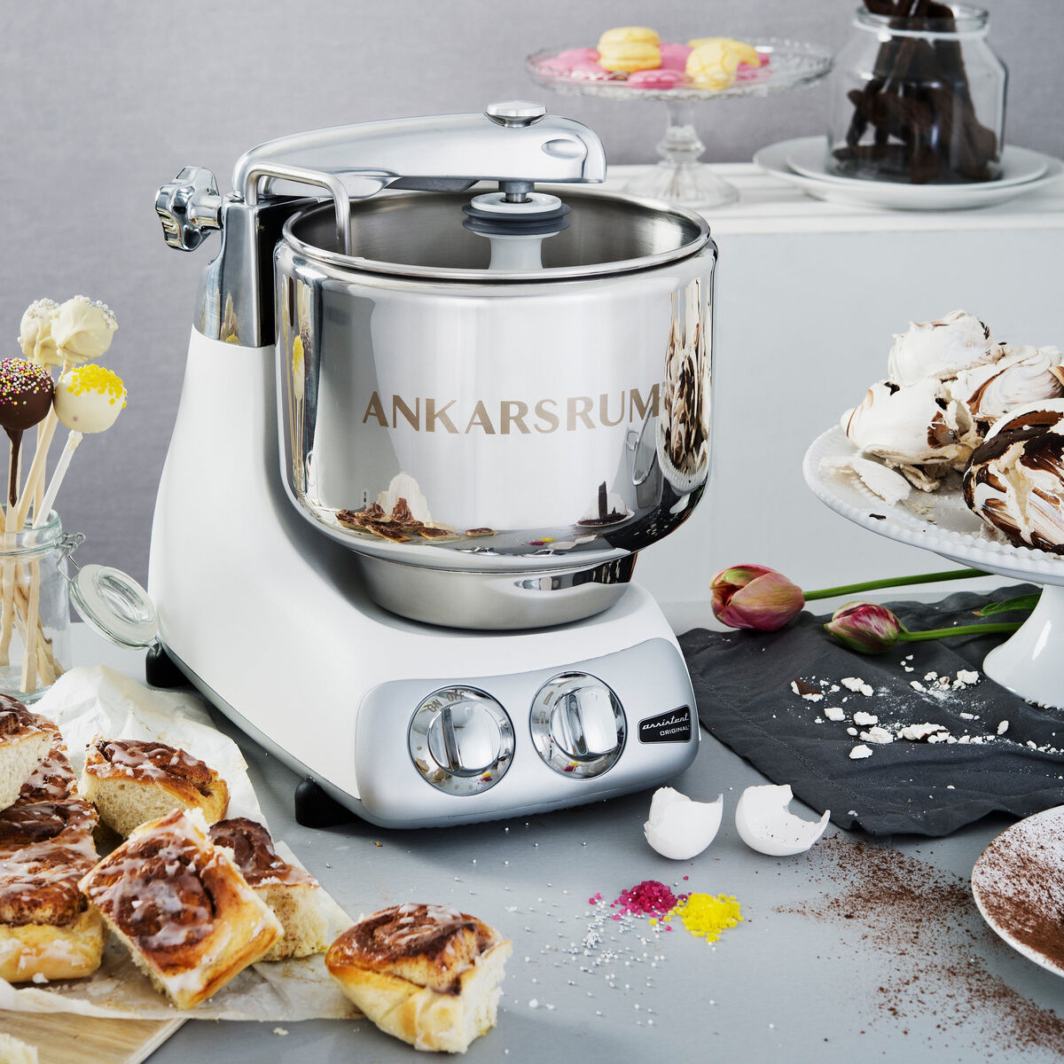 Assistent AKM 6230 Kjøkkenmaskin Glossy White