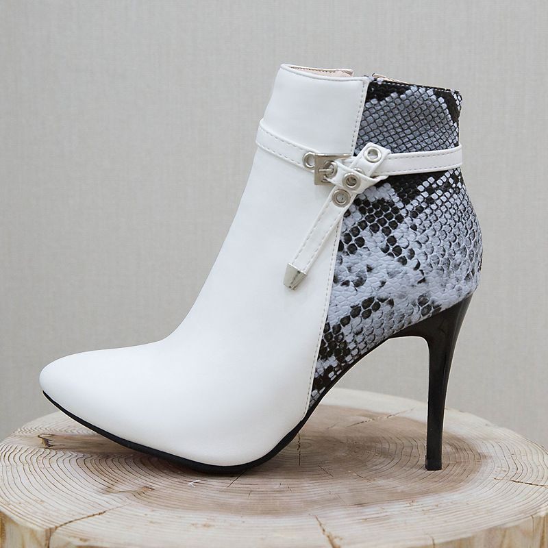Cinnabelle - Puntige slangenprint stiletto laarzen