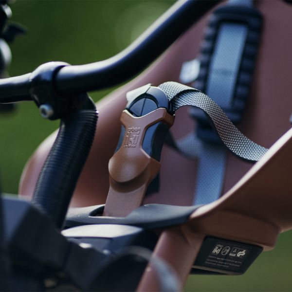 Urban Iki Bio Voorzitje Haniwa Brown / Bincho Black