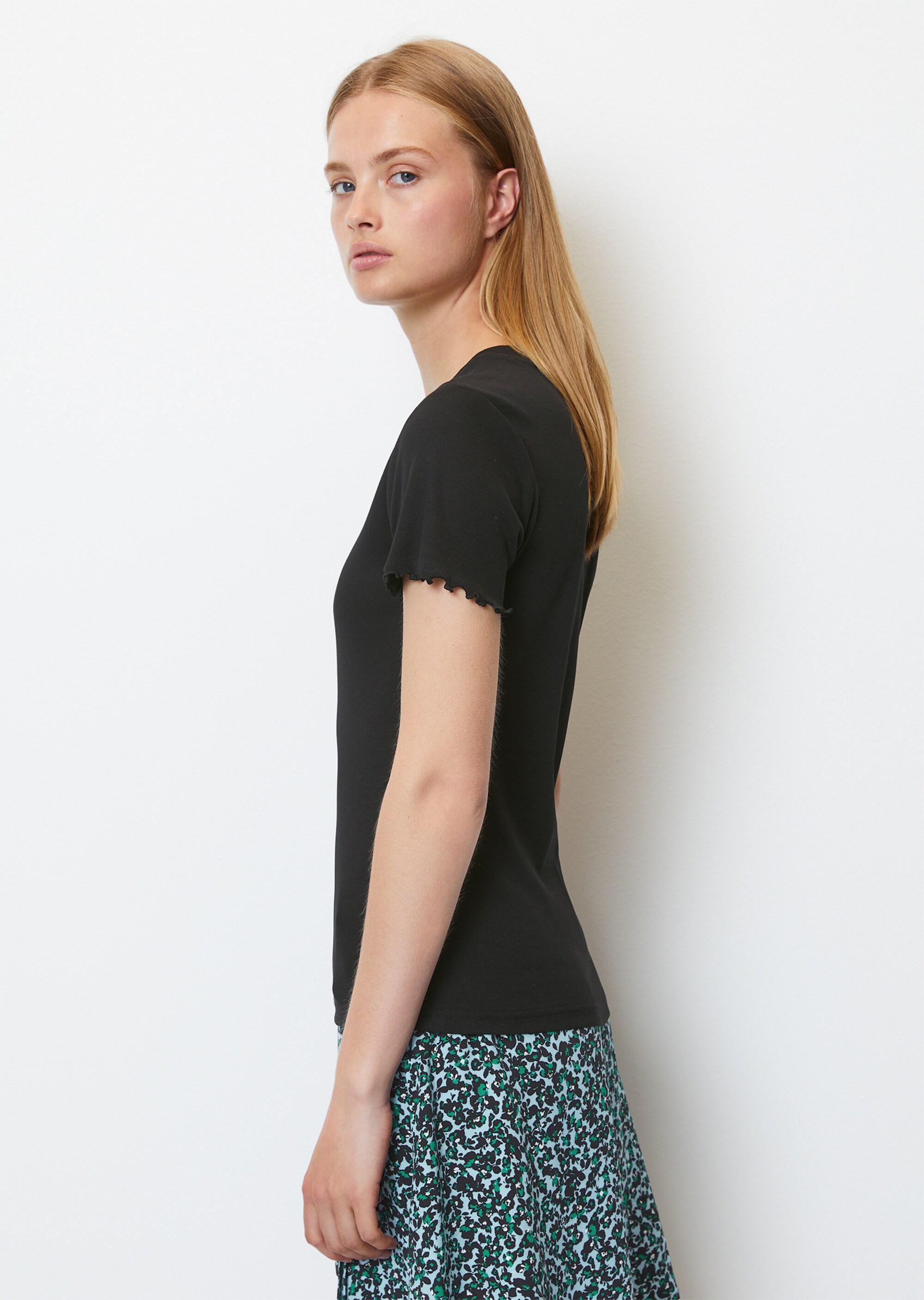 Ripp-T-Shirt mit gerüschtem Ärmelsaum aus Organic-Cotton-Stretch