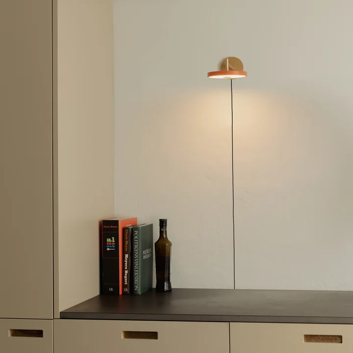 Umage - Asteria LED Wandleuchte, Messing / schwarz