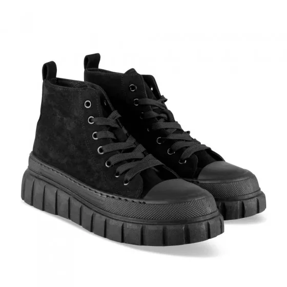 Baskets NOIR MERRY SCOTT