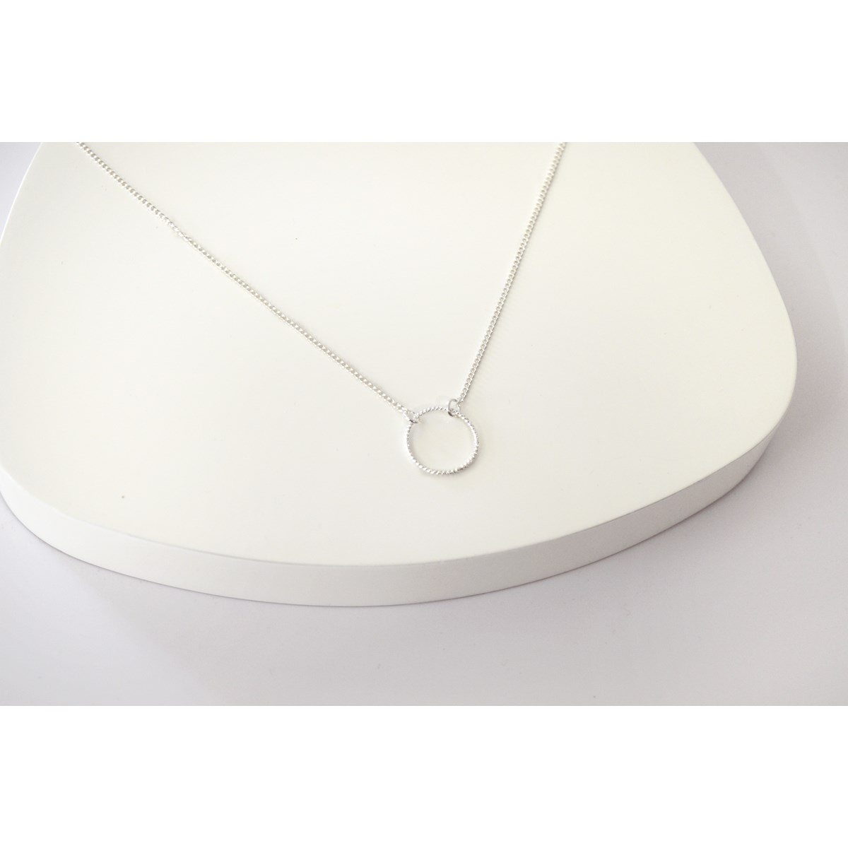 Collier délicat minimaliste anneau torsadé argent 925