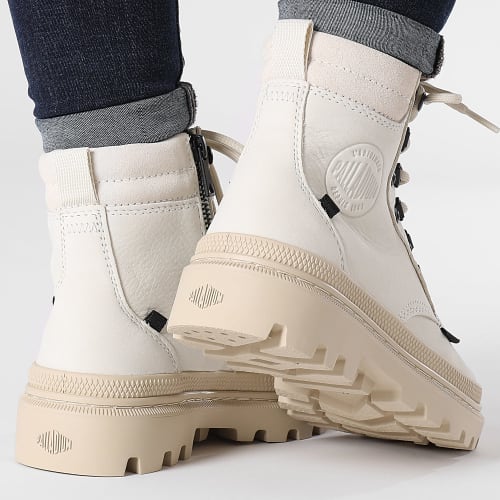 Boots Femme Pallatrooper Hiker Nubuck 97978 Angora
