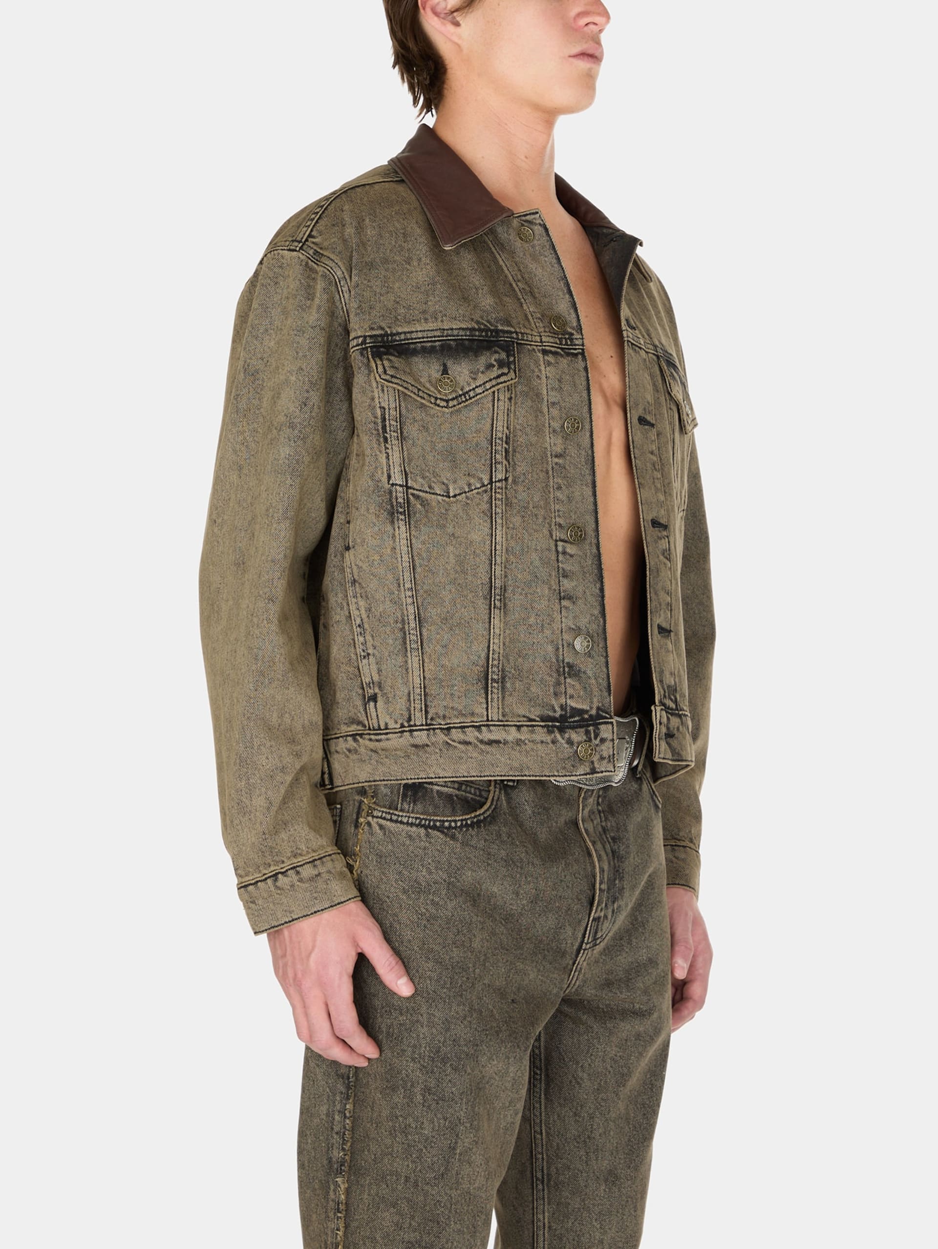 jaqueta trucker de denim tingido