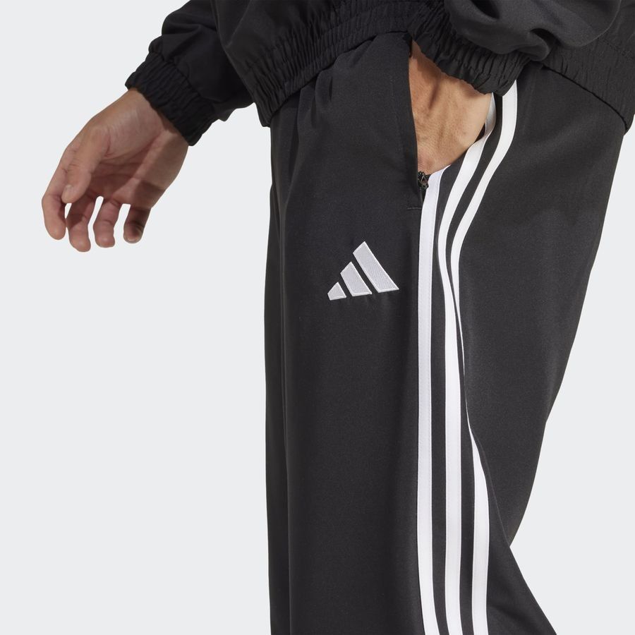 Adidas Pantalon 3/4 en toile Tiro 25 Essentials