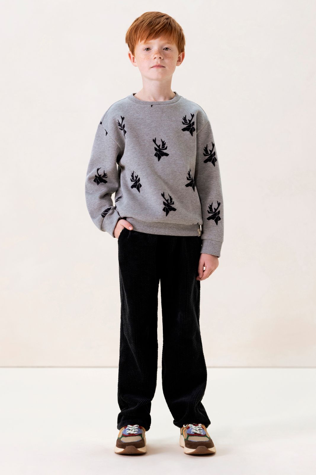 Grijze sweater met all-over rendierprint