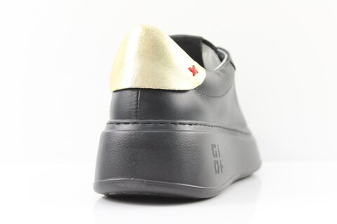 GIO+ Sneaker