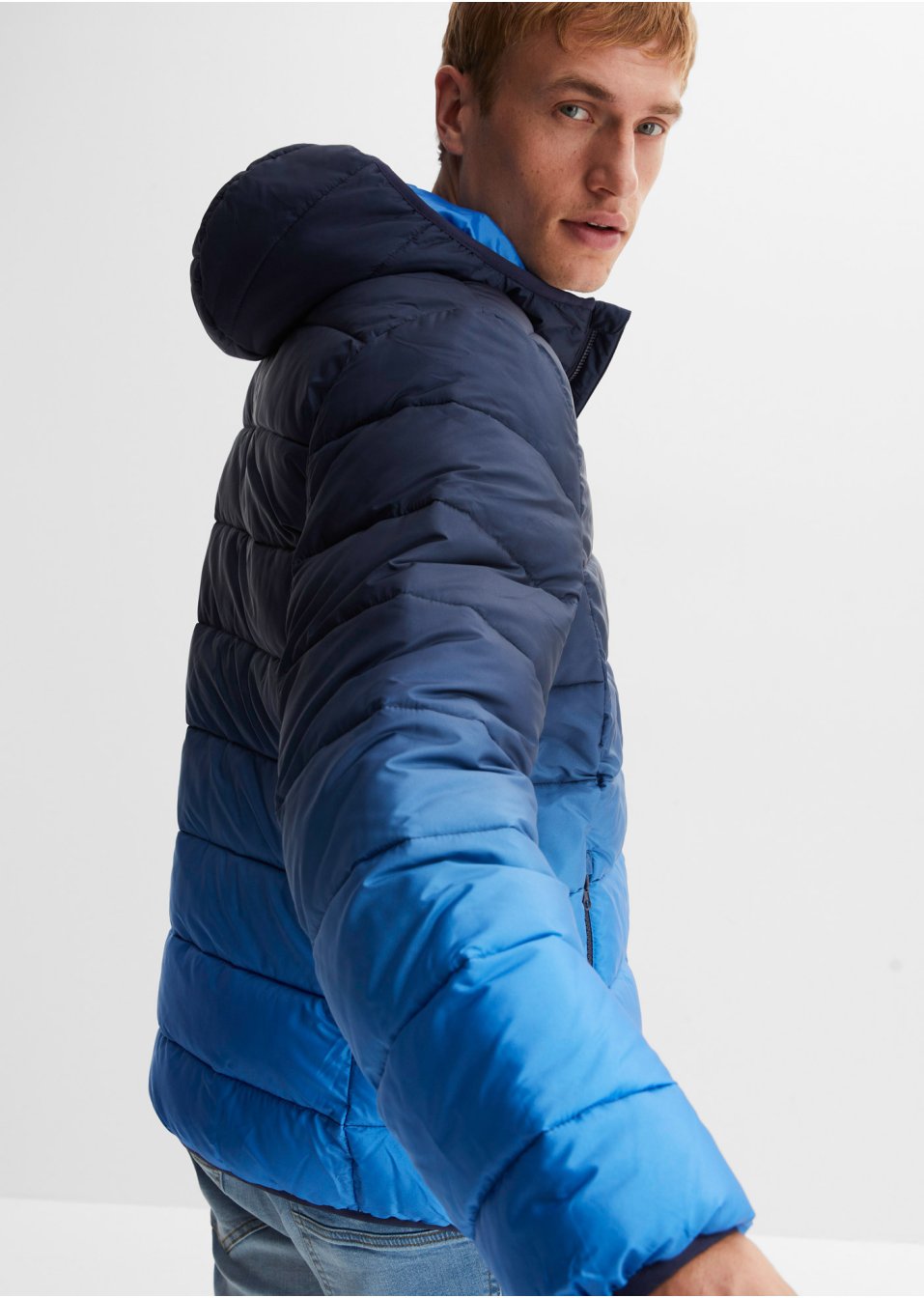 Veste matelassée à capuche avec dégradé de couleur