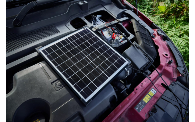 Osram Solarmodul für 12-Volt-Fahrzeuge BatteryChange Solar