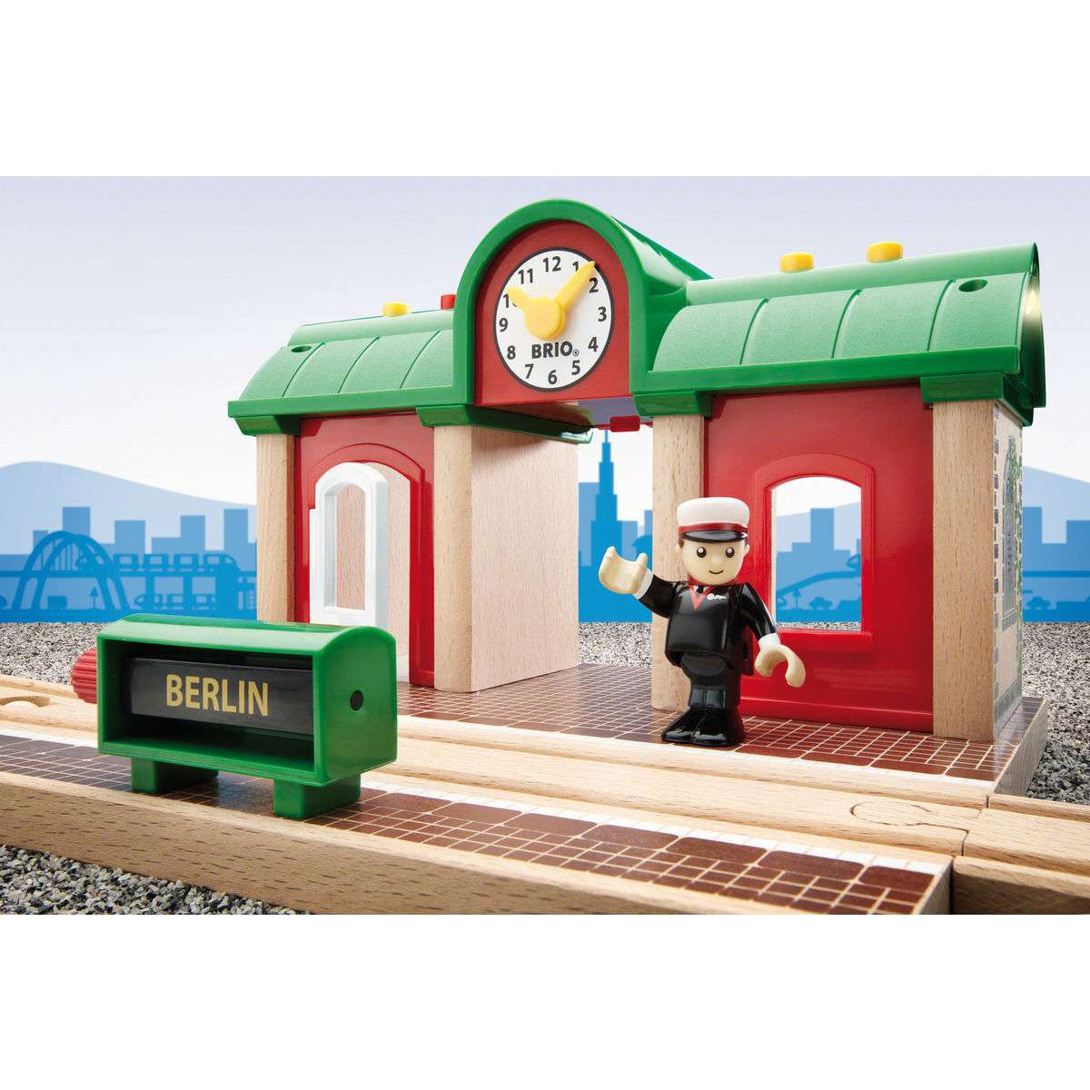 BRIO Spiel Sprechender Bahnhof