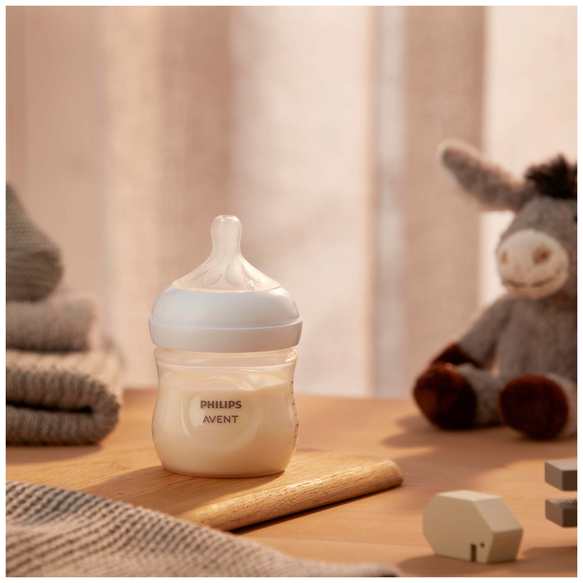 Philips Avent Natural Pap Flesspeen 6M+ transparant