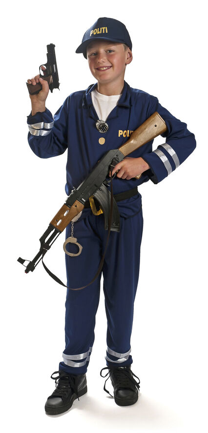 RIO Politiuniform str 140 Bukser. bluse, bælte og kasket
