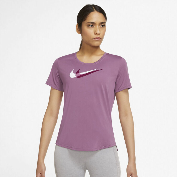 Nike Dri Fit Swoosh Run Lobe T Shirt Lilla
