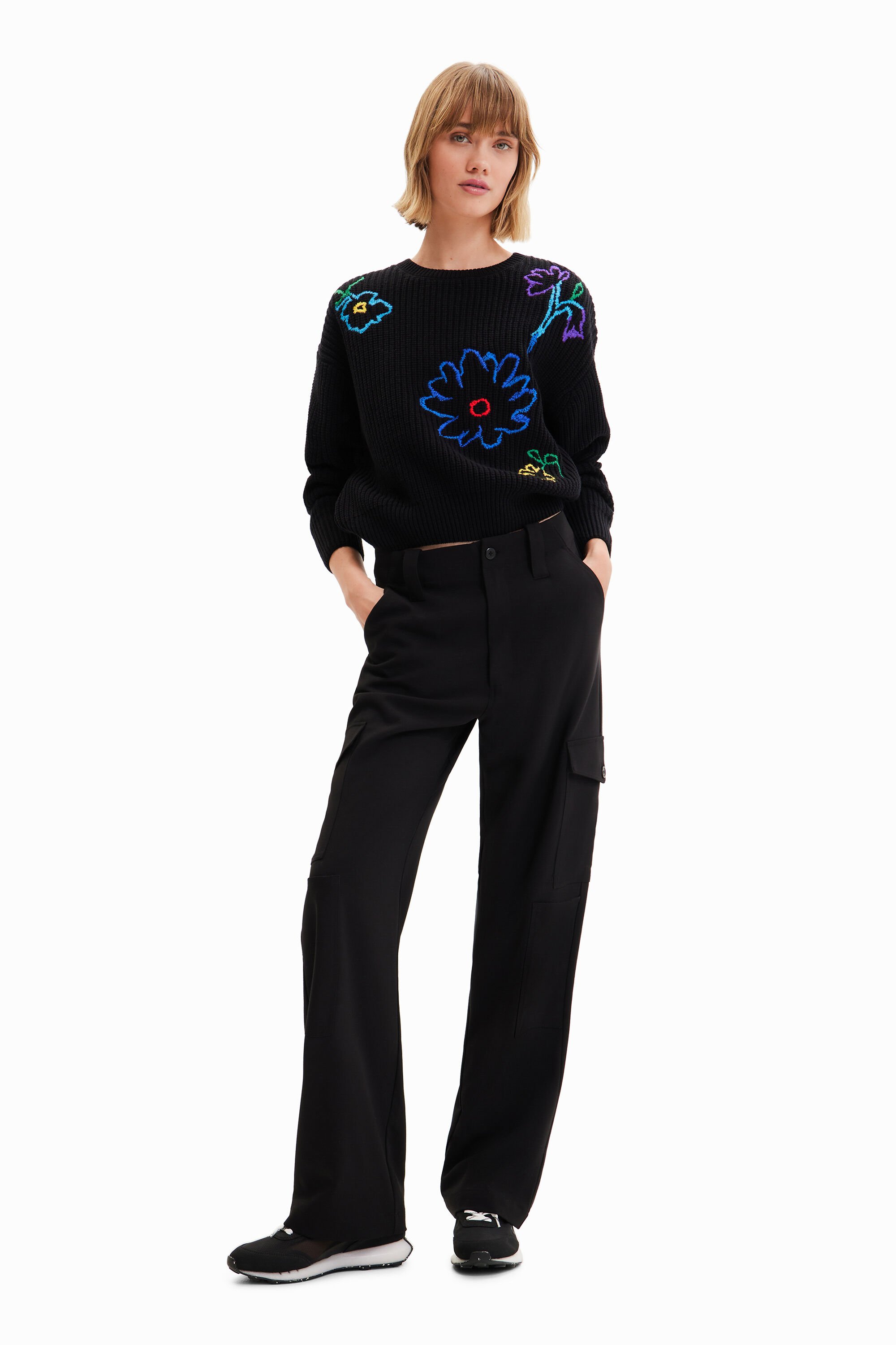 Pull brodé fleurs