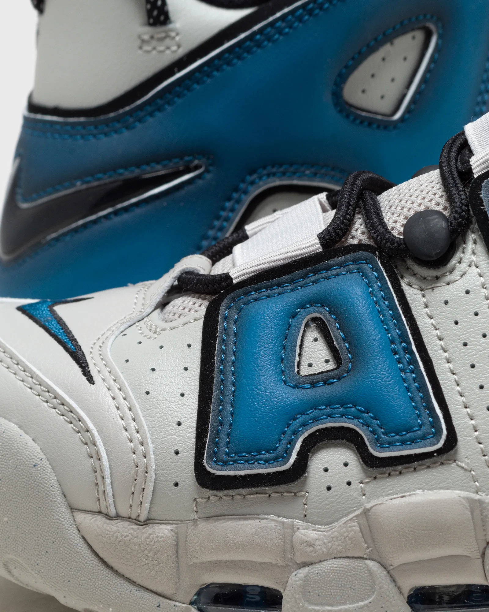 Nike AIR MORE UPTEMPO '96