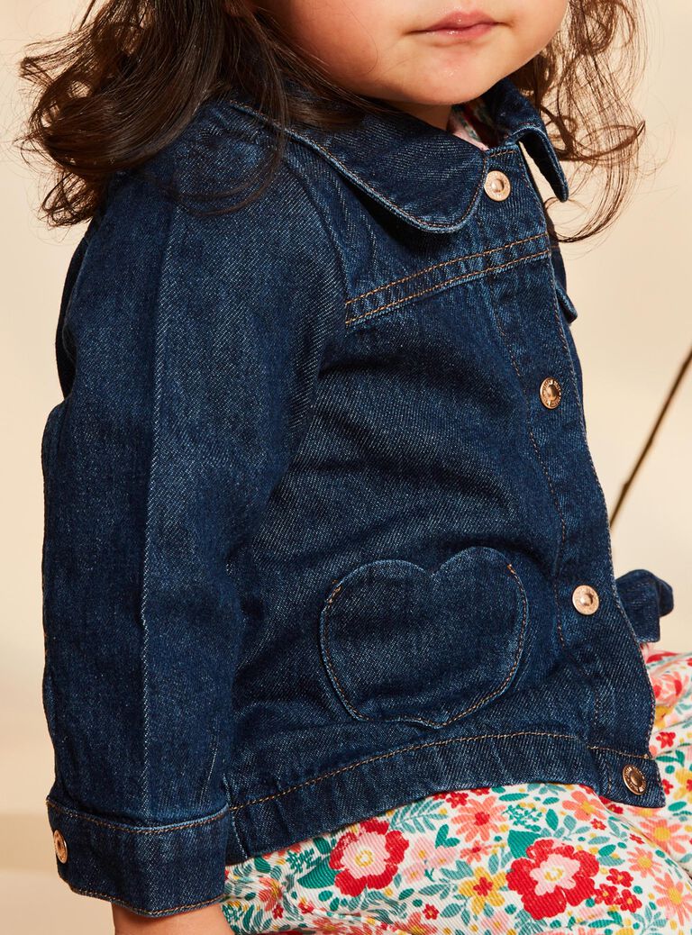 Veste bleue en jean brut
