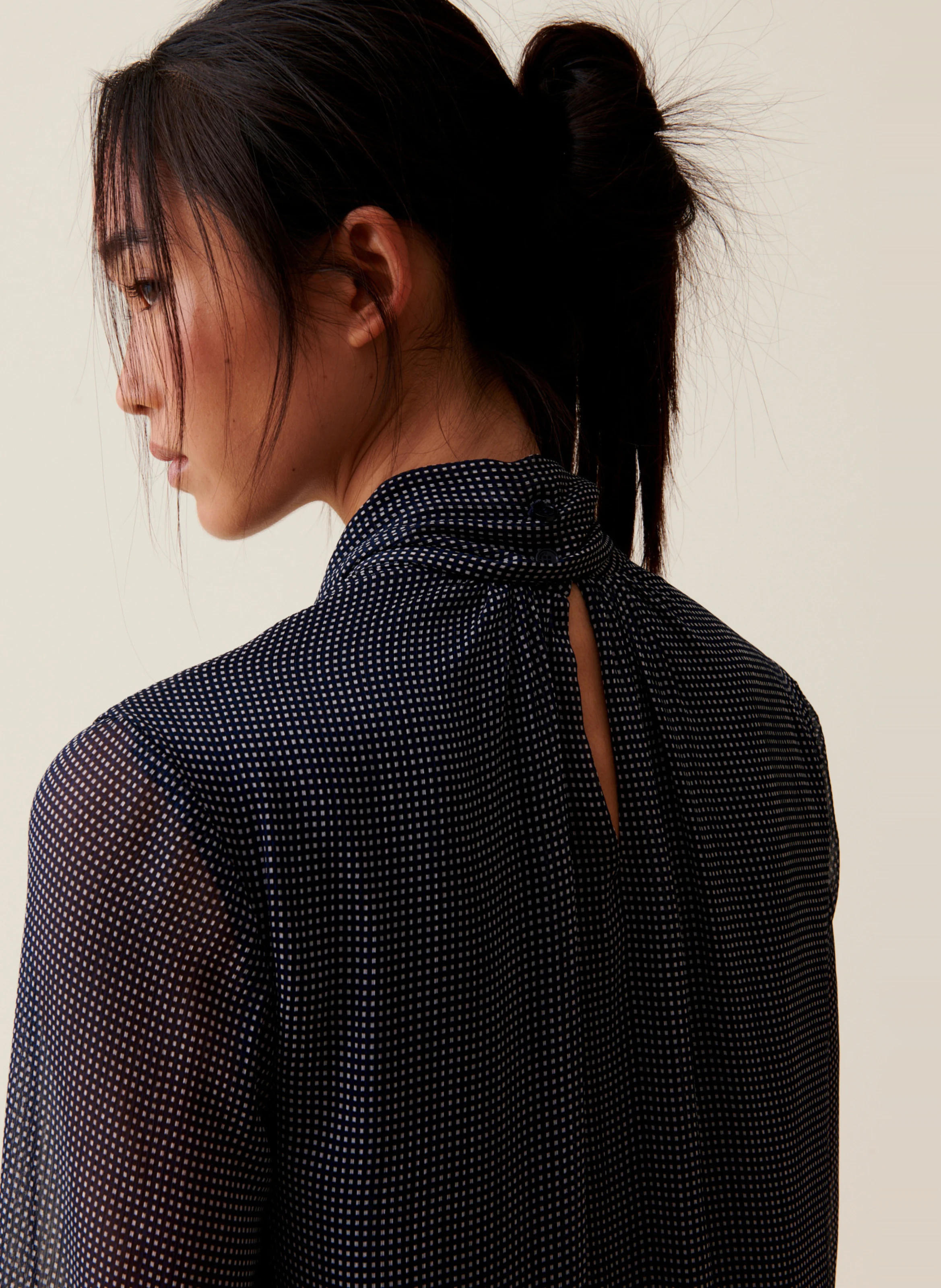 Robe courte col lavallière| Bleu