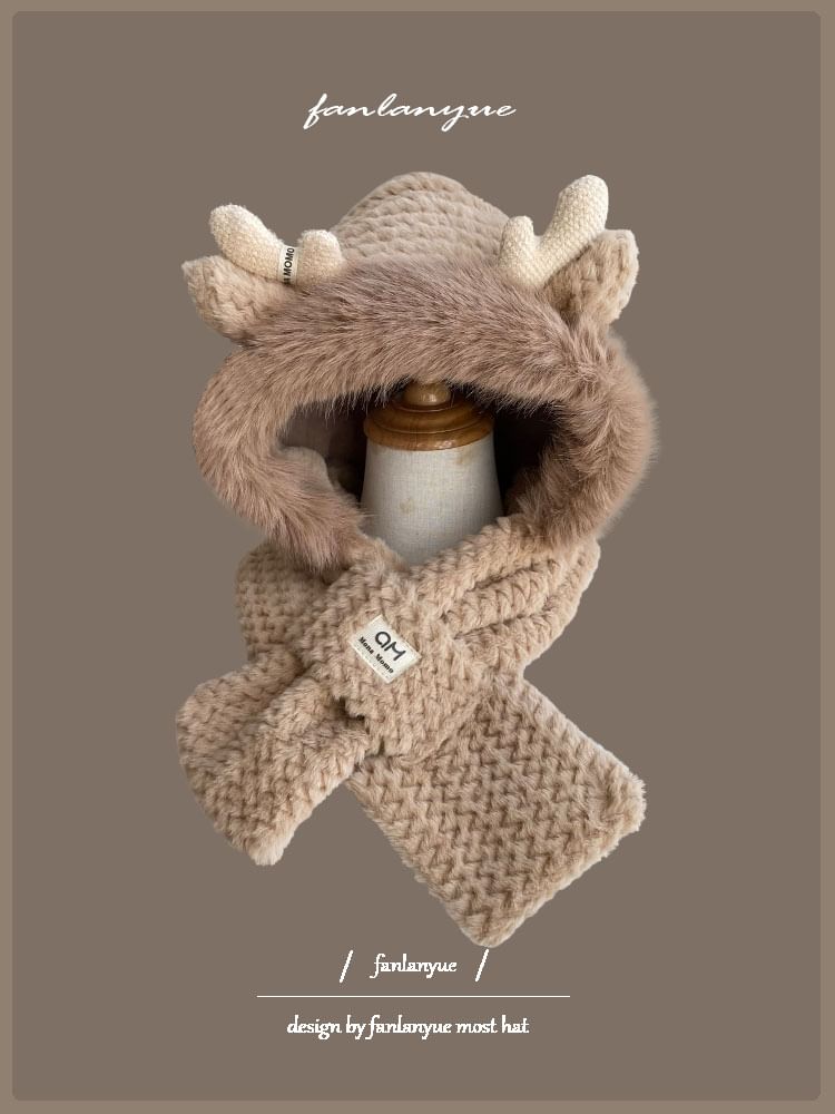 Zaalouk - Hertenhoorn Fluffy Hooded Scarf