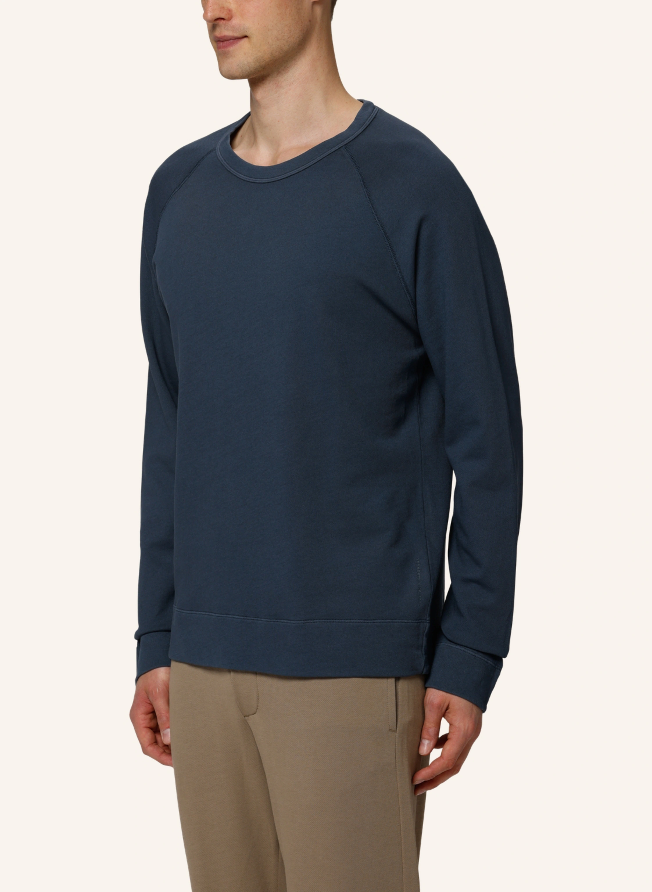 TRUSTED HANDWORK Round Neck 1/1-Sleeve Sweatshirt with Raglan
