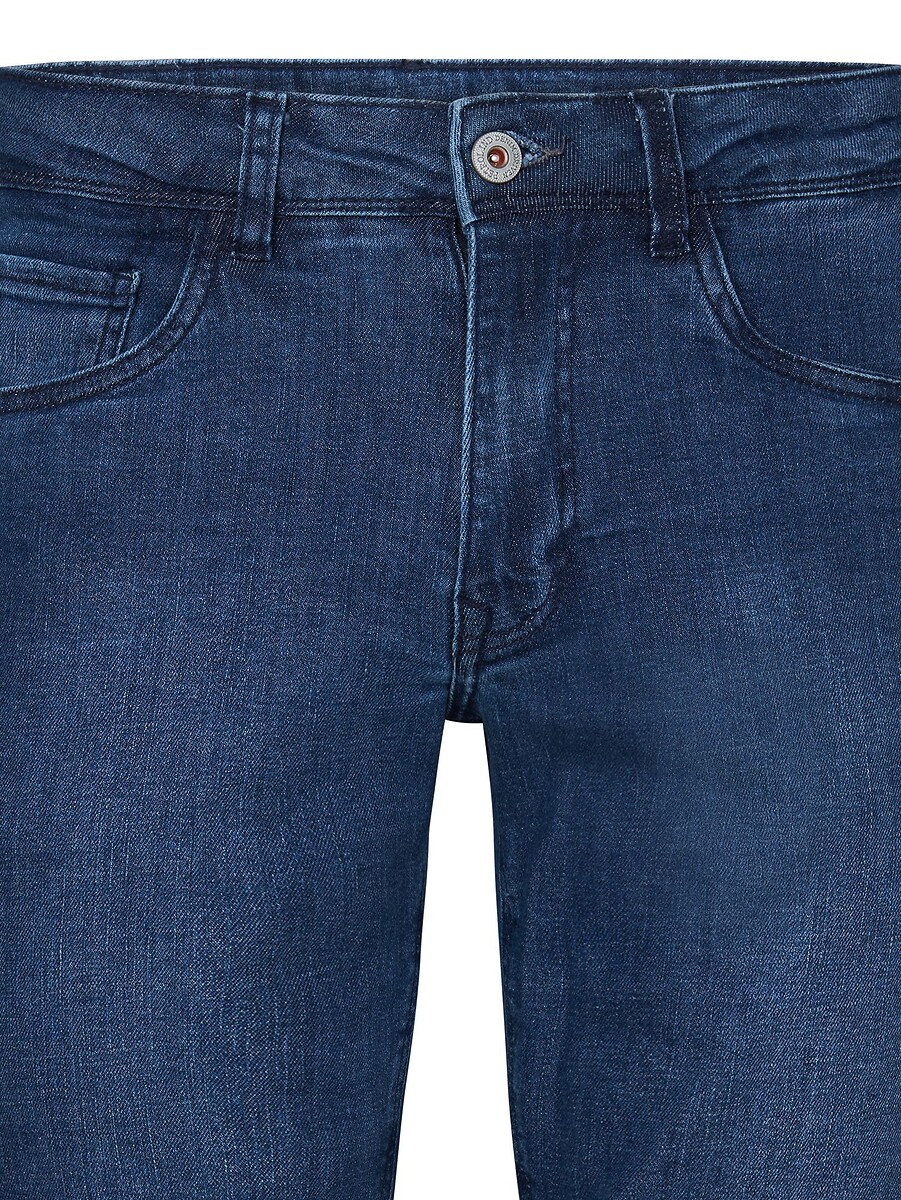 INDÚSTRIAS PETROLÍFERAS<br>Shorts jeans retos