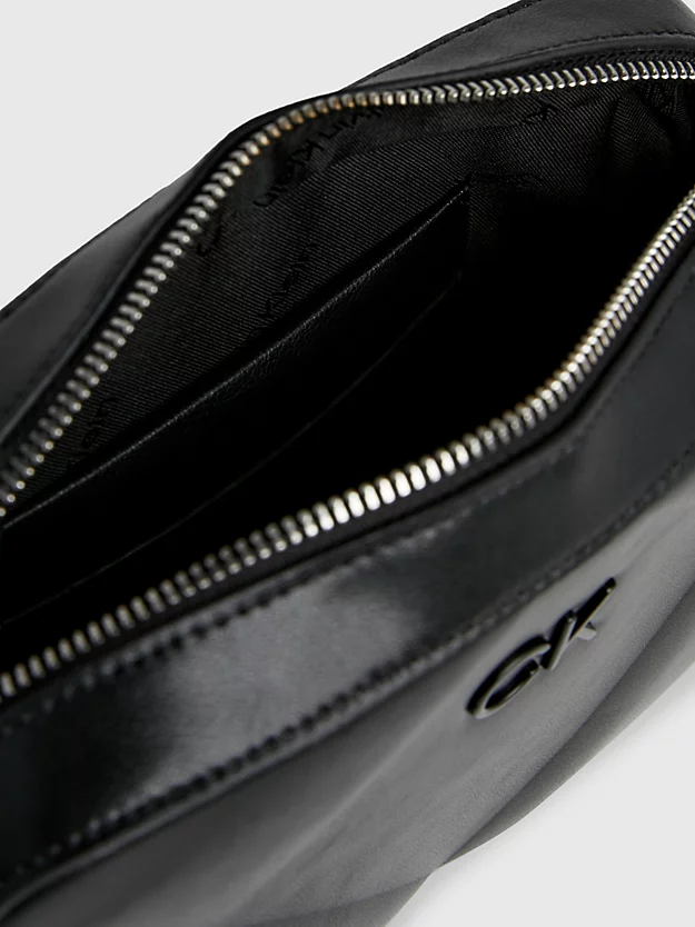 Bolsa de ombro acolchoada