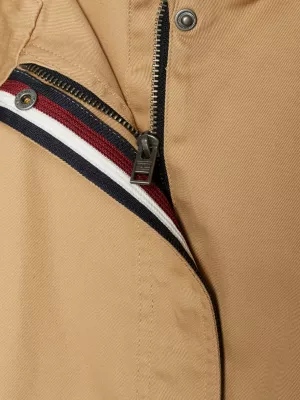 Parka essencial com capuz