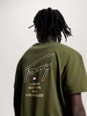 Camiseta clássica com logo exclusivo nas costas