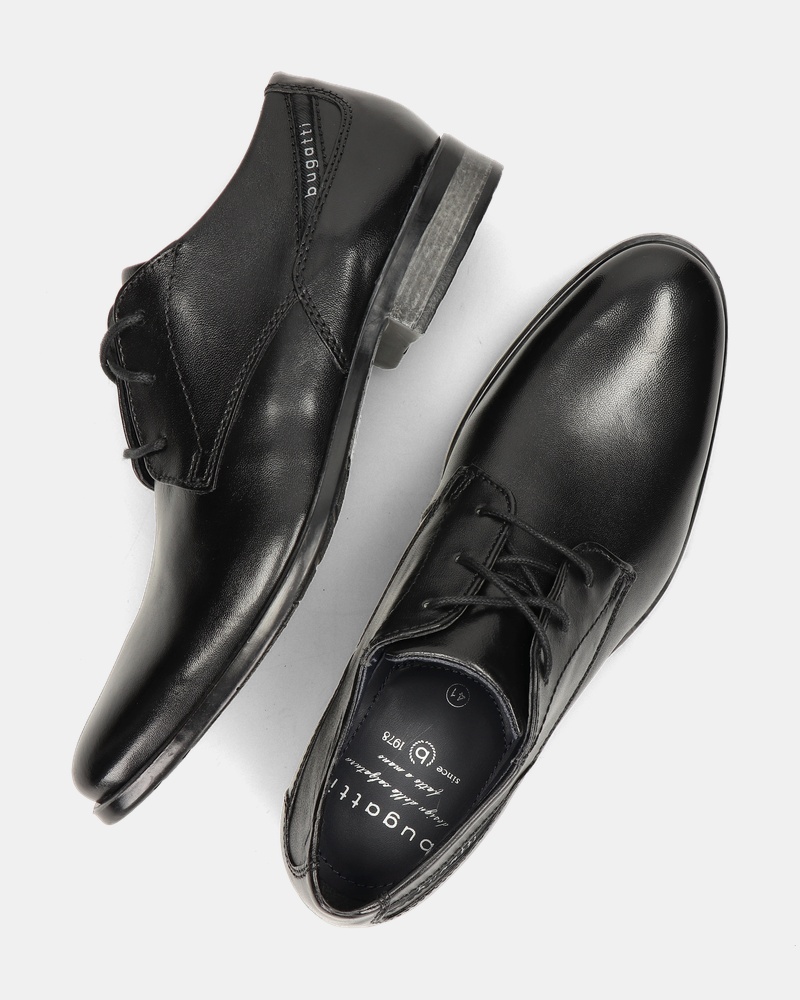 Bugatti Lage nette schoenen  - zwart