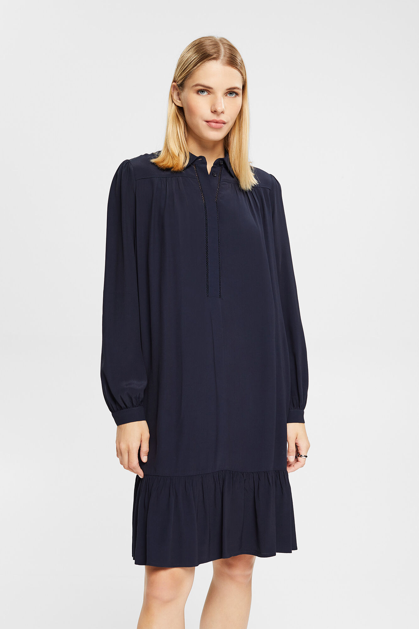 Vestido midi de gola camisa em viscose ECOVERO™ - Azul marinho