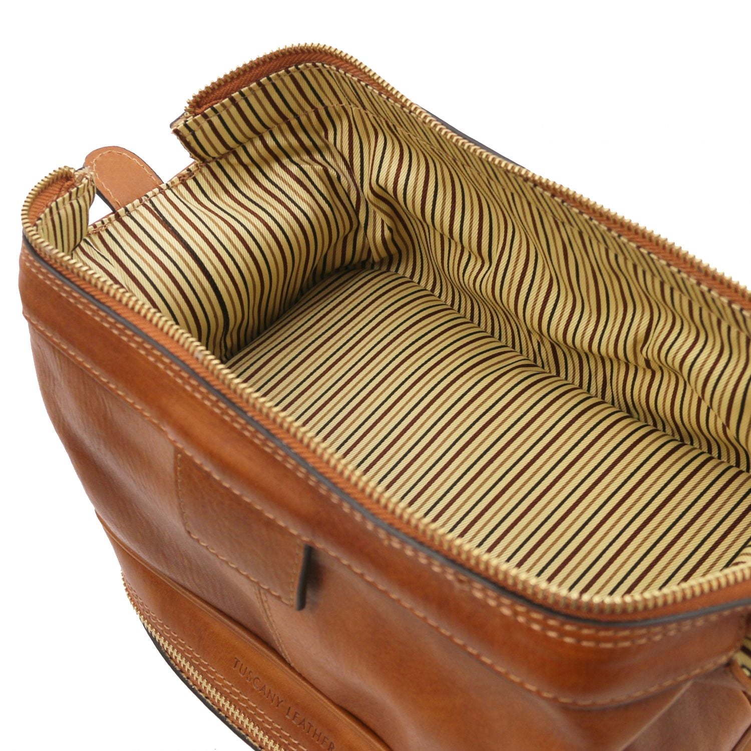 TL142204 – Jacob – leren toilet bag