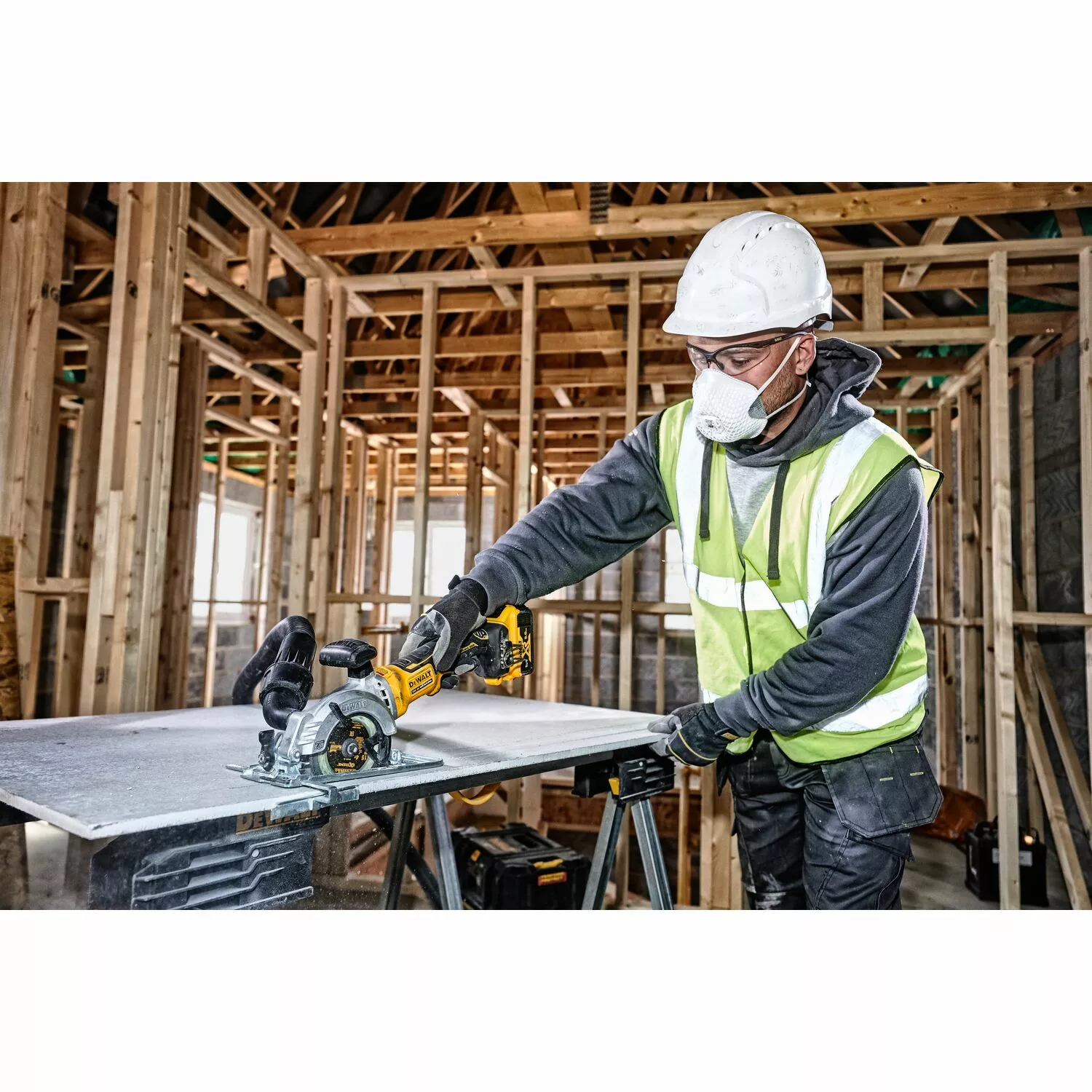 DeWALT DCS571NT-XJ 18V Li-ion Accu Cirkelzaag body in TSTAK koffer - 115 mm