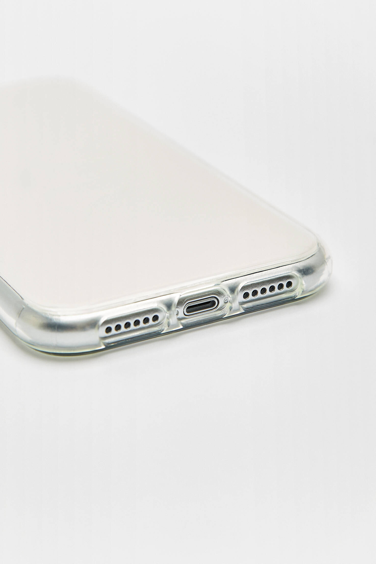 CAPA TRANSPARENTE PARA IPHONE - TRANSPARENTE