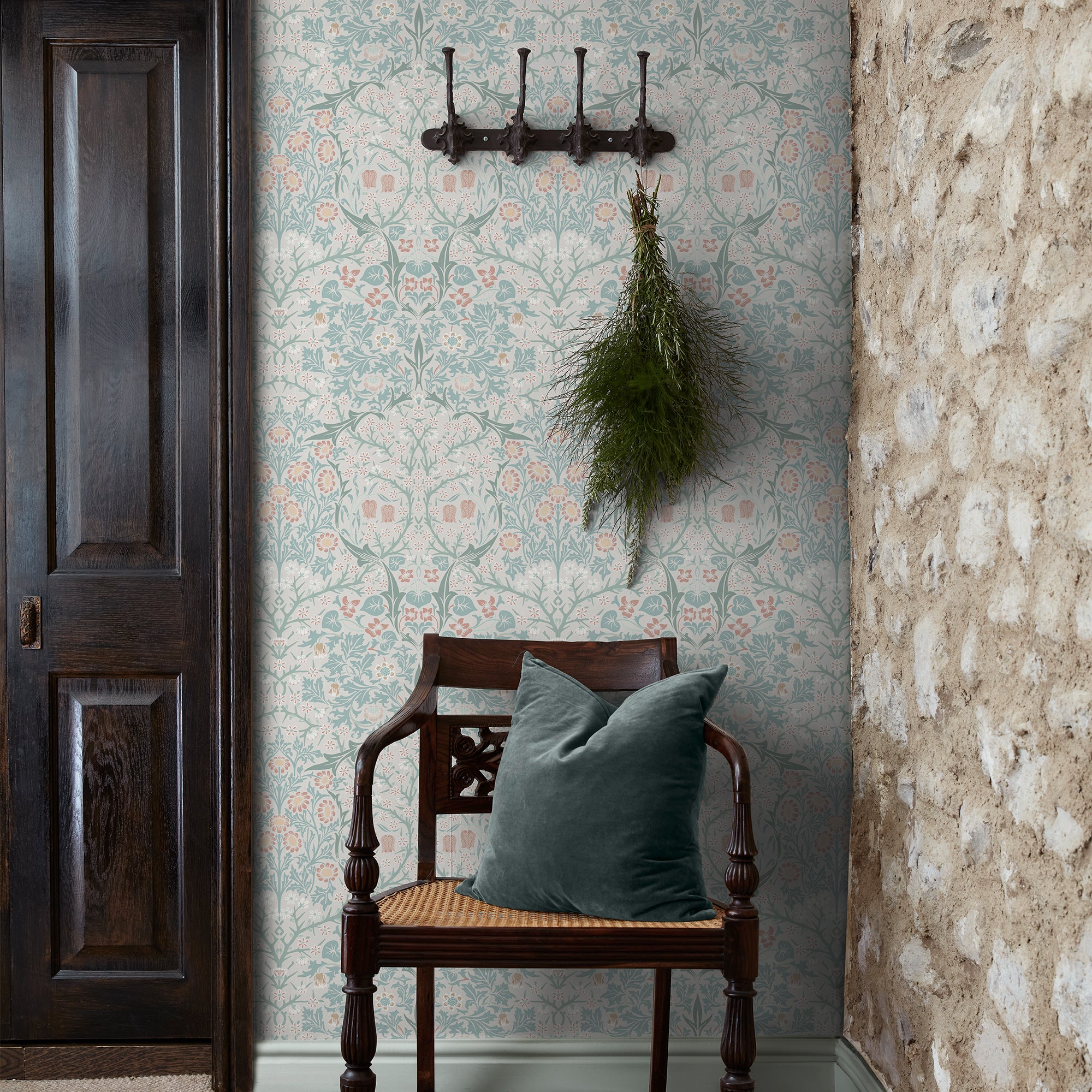 William Morris at Home Vliesbehang - Blackthorn Meadow - 1000x52