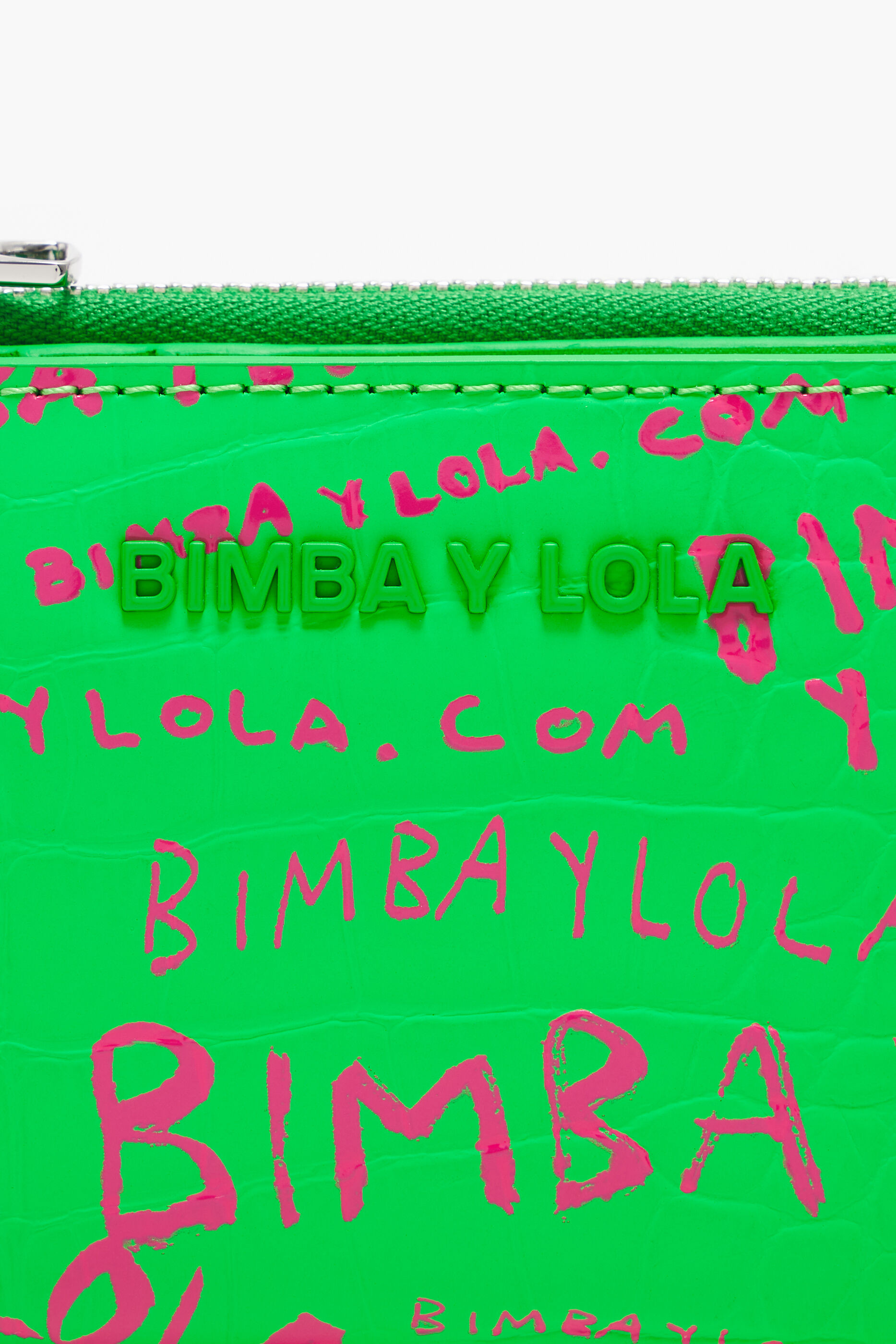 Carteira retangular com estampa de crocodilo verde