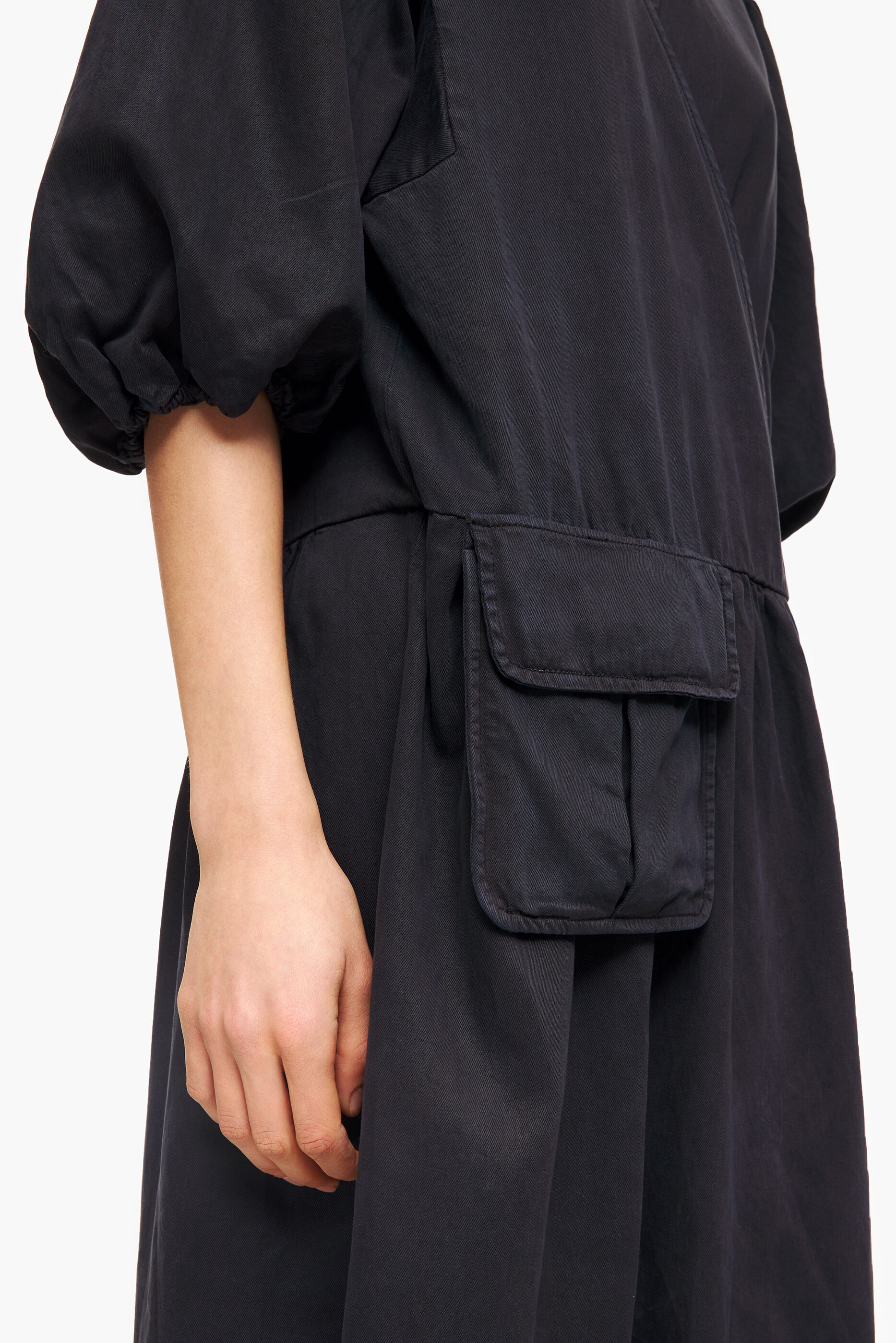 Vestido midi de jeans preto
